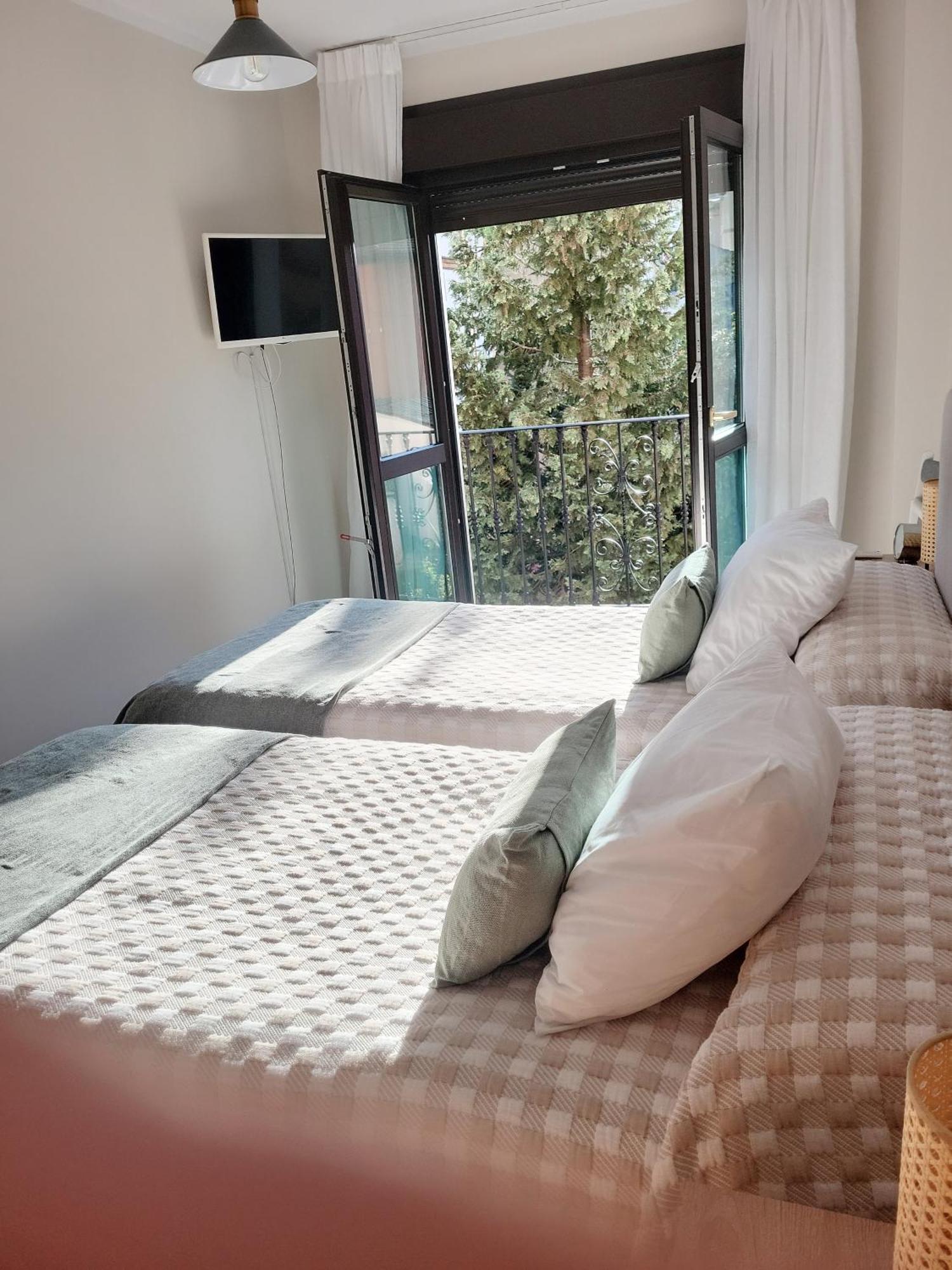 Ribeles Luxury Flat Apartment Arenas De Cabrales Exterior photo